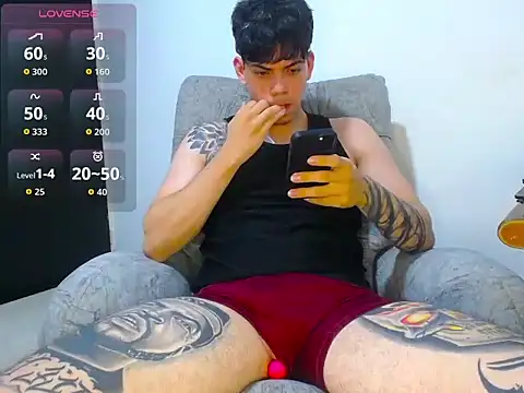 Tiaan BigCock online show from 08-04-26, 06:27