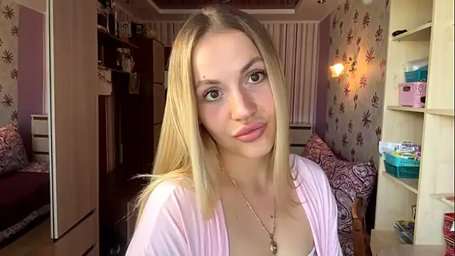 CelineBetzel online show from 08-03-26, 06:45