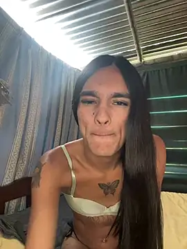 Snapshot of SofiaaLuxx chatting on 08-01-26, 05:12 SofiaaLuxx online show from 08-01-26, 05:12