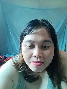 Snapshot of lulu-6789 chatting on 08-01-26, 05:29 lulu-6789 online show from 08-01-26, 05:29