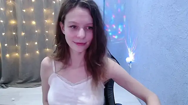 Snapshot of sexyru_couple chatting on 01-19-25, 12:39 sexyru couple online show from 01-19-25, 12:39