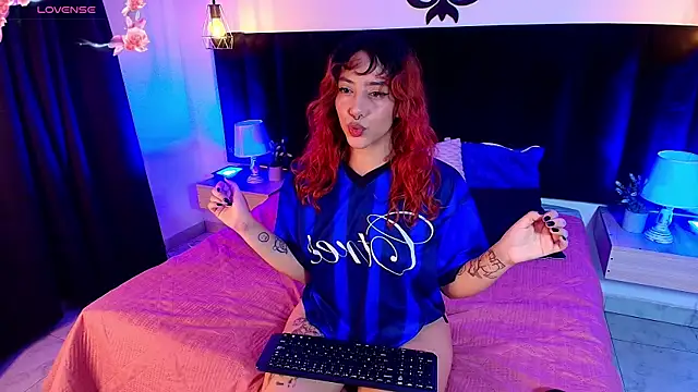 Snapshot of Tatiana__torres chatting on 08-01-26, 11:31 Tatiana torres online show from 08-01-26, 11:31