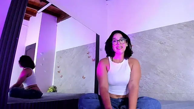Liz Gomez online show from 08-02-26, 02:10
