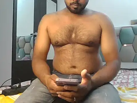 Snapshot of Marathi_couple143 chatting on 08-05-26, 01:58 Marathi couple143 online show from 08-05-26, 01:58