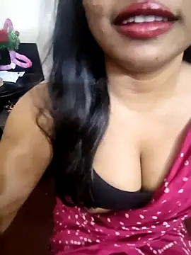 Snapshot of Cute_leeza chatting on 08-08-26, 08:38 Cute leeza online show from 08-08-26, 08:38