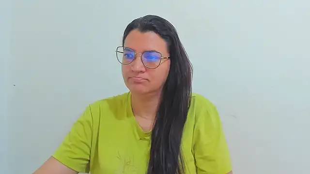 MARILYN GARCIA online show from 09-30-25, 02:22