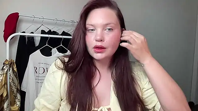 Snapshot of rich_lily chatting on 08-04-26, 09:50 rich lily online show from 08-04-26, 09:50