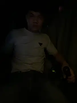 Snapshot of yangloc chatting on 08-08-26, 05:26 yangloc online show from 08-08-26, 05:26