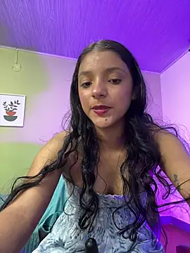 Snapshot of Skinny_saray chatting on 08-08-26, 01:57 Skinny saray online show from 08-08-26, 01:57