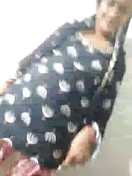 Snapshot of saxy1236 chatting on 08-07-26, 03:58 saxy1236 online show from 08-07-26, 03:58