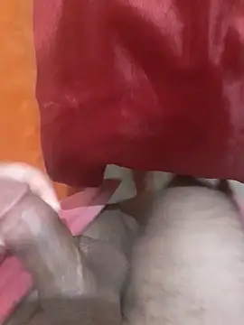 Snapshot of Demillvan chatting on 10-17-25, 06:54 Demillvan online show from 10-17-25, 06:54