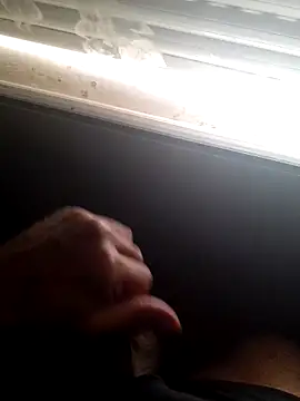 Snapshot of Demillvan chatting on 10-24-25, 10:00 Demillvan online show from 10-24-25, 10:00