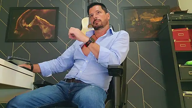 ChrisKox online show from 03-10-25, 06:38