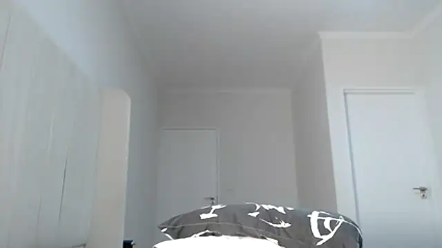 xBUSTY CANDYx online show from 06-27-26, 05:01