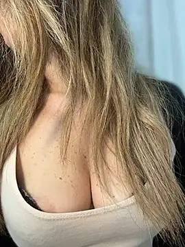 sexylenia online show from 04-30-26, 10:36