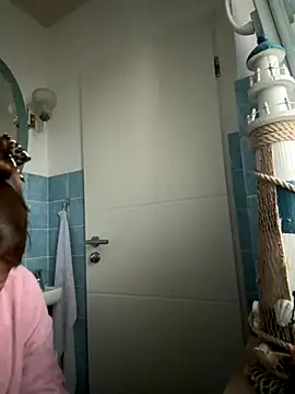 Snapshot of BootyLola chatting on 10-23-25, 03:00 BootyLola online show from 10-23-25, 03:00