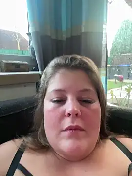 Snapshot of BootyLola chatting on 11-02-25, 03:47 BootyLola online show from 11-02-25, 03:47