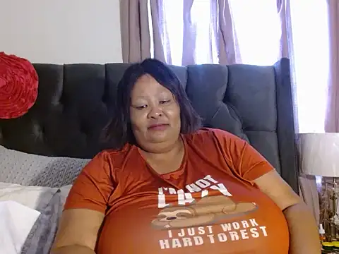 nancy111 online show from 02-24-25, 12:16