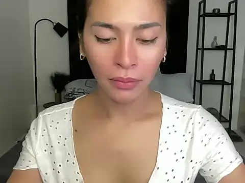 your bianca69 online show from 12-23-24, 03:40