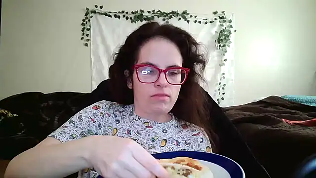 JessaBella online show from 10-16-25, 03:13