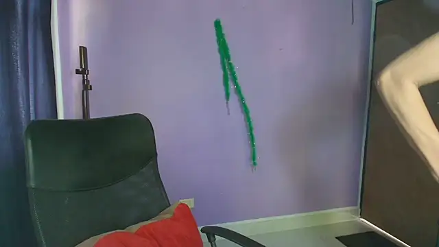 Nattyslave4U online show from 10-10-25, 09:36