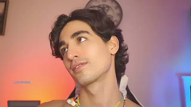 AlanDeNavarre online show from 03-08-25, 01:50