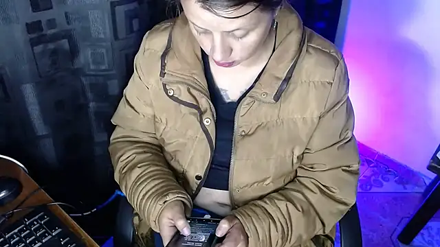 kattydirtylol online show from 04-07-26, 02:01