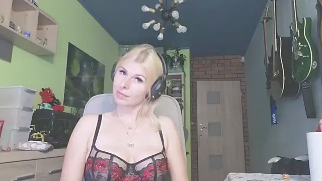 karmija online show from 10-09-25, 08:40