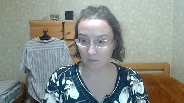 Smart Rose online show from 10-14-25, 04:08