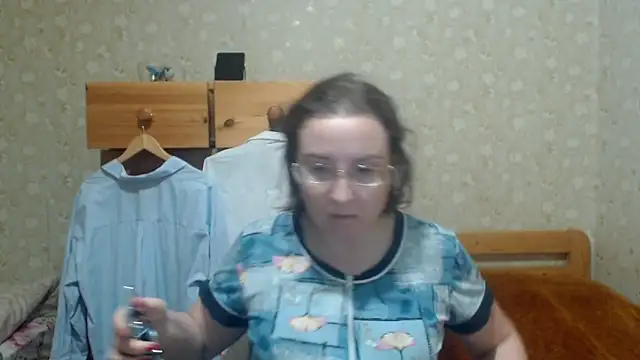 Smart Rose online show from 10-31-25, 10:55