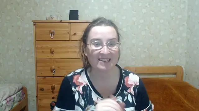 Smart Rose online show from 11-06-25, 01:56