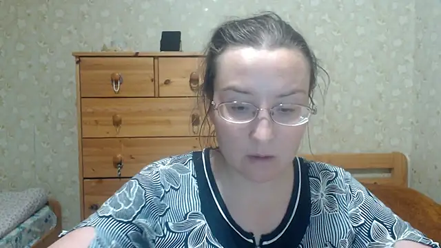 Smart Rose online show from 12-15-25, 04:33