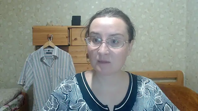 Smart Rose online show from 12-20-25, 03:41