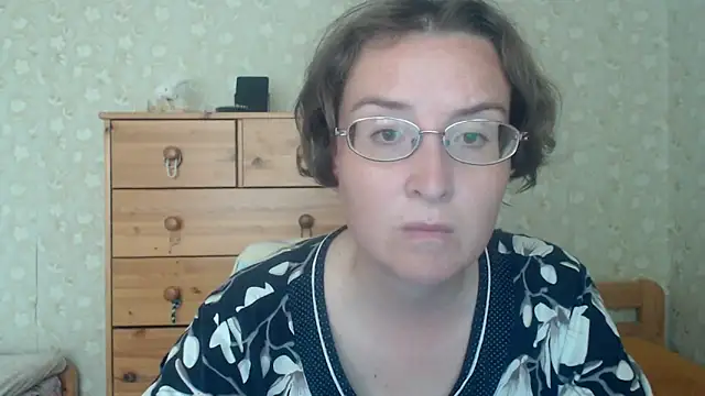 Smart Rose online show from 06-17-26, 01:56