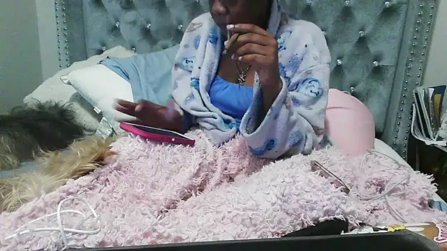 Snapshot of Beautifulkash chatting on 11-29-25, 01:25 Beautifulkash online show from 11-29-25, 01:25