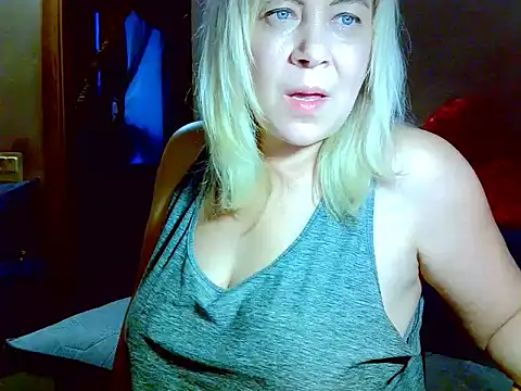 Snapshot of AgoniA7 chatting on 03-22-26, 03:59 AgoniA7 online show from 03-22-26, 03:59