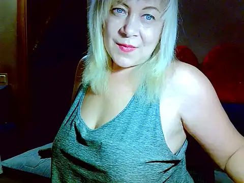 Snapshot of AgoniA7 chatting on 03-26-26, 06:35 AgoniA7 online show from 03-26-26, 06:35