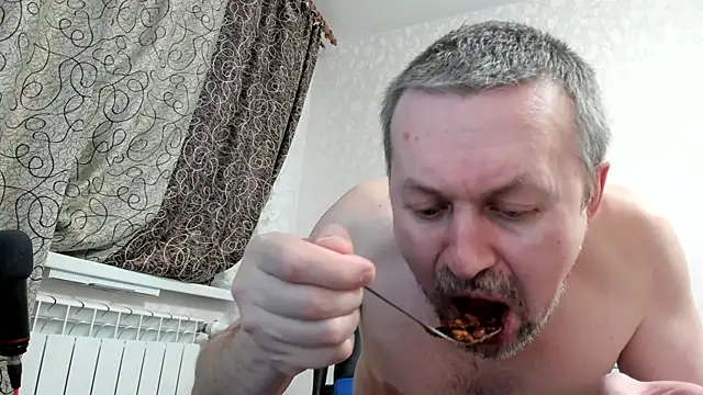 Snapshot of SanFrantsisko chatting on 03-07-25, 07:49 SanFrantsisko online show from 03-07-25, 07:49