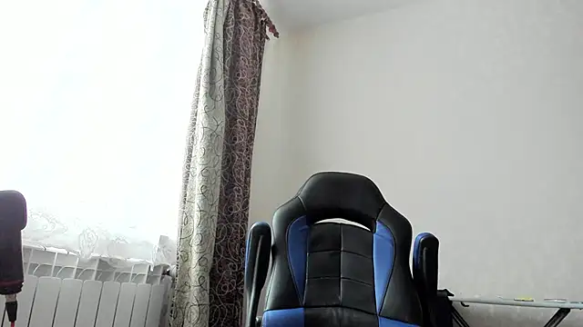 Snapshot of SanFrantsisko chatting on 03-08-25, 12:30 SanFrantsisko online show from 03-08-25, 12:30