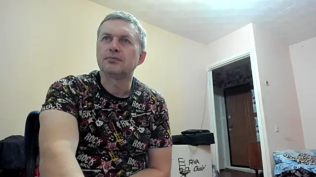 Snapshot of SanFrantsisko chatting on 10-09-25, 10:08 SanFrantsisko online show from 10-09-25, 10:08