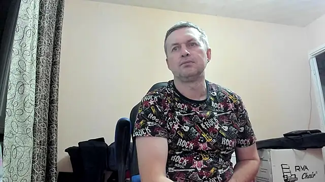 Snapshot of SanFrantsisko chatting on 10-10-25, 10:20 SanFrantsisko online show from 10-10-25, 10:20