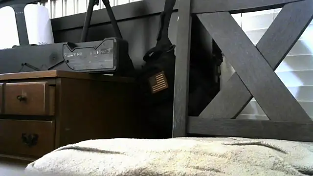 Snapshot of 1chatter3 chatting on 11-08-25, 02:06 1chatter3 online show from 11-08-25, 02:06