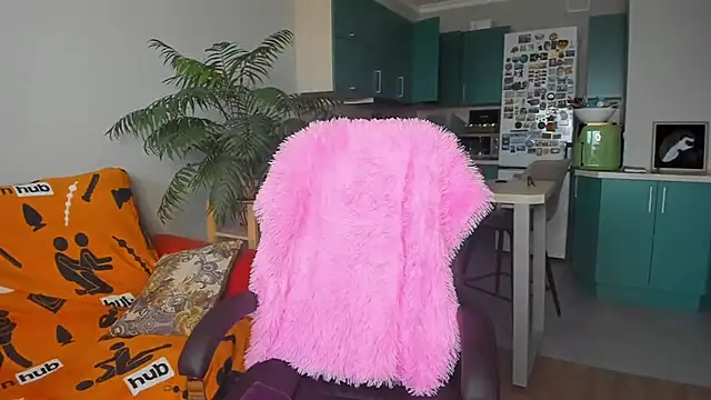 Snapshot of ChristinaGlory chatting on 03-21-25, 07:11 ChristinaGlory online show from 03-21-25, 07:11