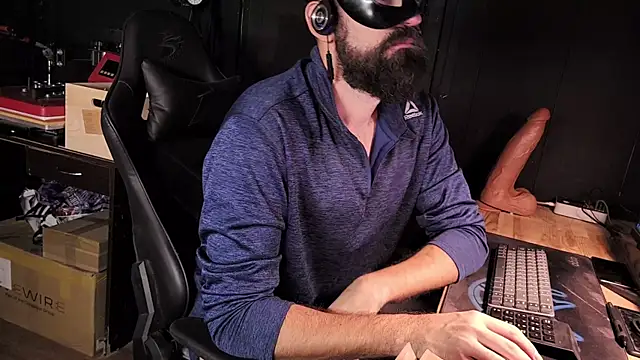 Snapshot of AnalOrgasm_CG chatting on 10-31-25, 08:21 AnalOrgasm CG online show from 10-31-25, 08:21