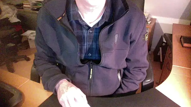 outlaw200 online show from 12-16-24, 07:32