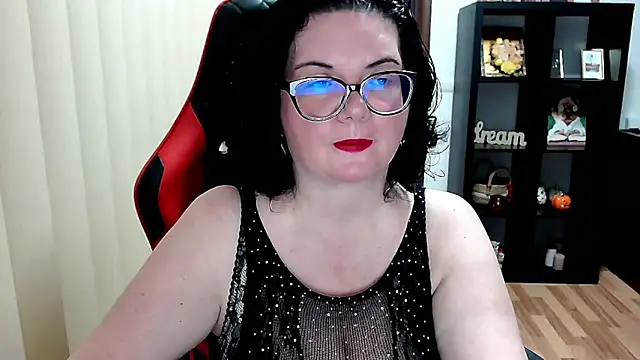 MissTroublle online show from 04-02-26, 11:08