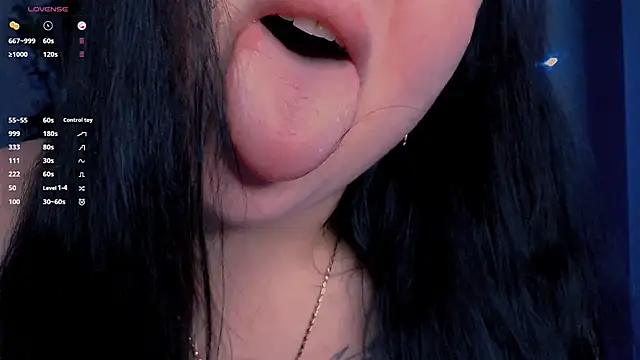 Snapshot of Hott_girlx chatting on 02-14-26, 06:26 Hott girlx online show from 02-14-26, 06:26