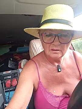 MucMilf59 online show from 08-09-26, 06:24