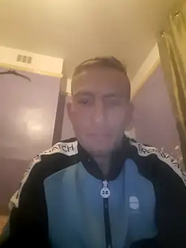 Snapshot of SexyMan2020ka chatting on 10-15-25, 12:11 SexyMan2020ka online show from 10-15-25, 12:11