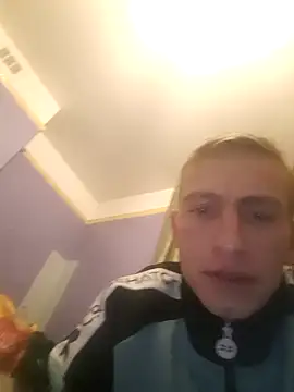 Snapshot of SexyMan2020ka chatting on 11-04-25, 05:34 SexyMan2020ka online show from 11-04-25, 05:34